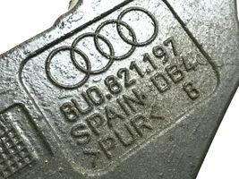 Audi Q3 8U Lokasuojan vaahtomuovituki/tiiviste 8U0821197