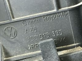 Audi Q3 8U Akkulaatikon alusta 3C0915443A