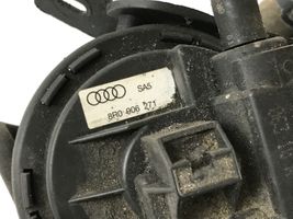 Audi A4 S4 B8 8K Aktiivihiilisuodattimen polttoainehöyrysäiliö 8K0201801C