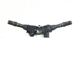 Toyota Avensis T270 Leva/interruttore dell’indicatore di direzione e tergicristallo 17F378