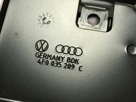 Audi A4 S4 B8 8K Navigacijos skaitytuvo laikiklis 4F0035209C