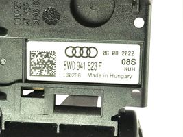 Audi A4 S4 B9 8W Drošinātāju bloks 8W0941823F