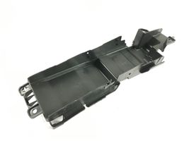 Audi A4 S4 B9 8W Mantu nodalījums stumbrs 8W0863051B