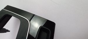 Audi Q5 SQ5 Rivestimento in plastica cornice della leva del cambio 80C864261A