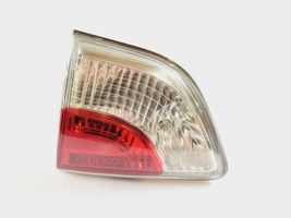 Nissan Pathfinder R52 Lampy tylnej klapy bagażnika 949680