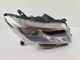 Nissan Pathfinder R52 Lampa przednia 949684