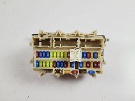 Nissan Pathfinder R52 Module de fusibles 9NA0B