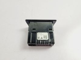 Volkswagen T-Roc USB-pistokeliitin 2G6035954