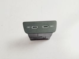 Volkswagen T-Roc Connettore plug in USB 2G6035954