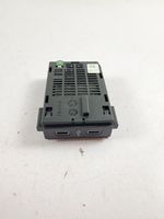 Volkswagen T-Roc USB-pistokeliitin 2G6035736