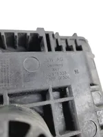 Volkswagen Touran II Boîte de batterie 1K0915333