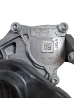 Audi A4 S4 B9 8W Pompe de circulation d'eau 06L121111P