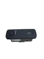 Volvo XC90 Tailgate/boot open switch button 31443873