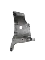 Volvo XC90 Soporte del alternador 31480101