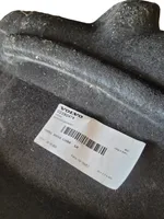 Volvo XC60 Revestimientos de la aleta guardabarros antisalpicaduras trasera 32392474