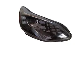 KIA Sportage Lampa przednia F19210220