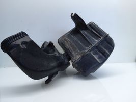 KIA Magentis Scatola del filtro dell’aria 28202G100