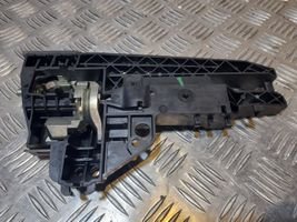 Audi Q5 SQ5 Klamka/wspornik zewnętrzny drzwi przednich 8T01837885