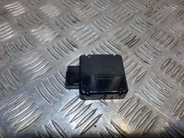 Ford Fiesta GPS-pystyantenni 13B748