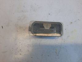 Jaguar XF Lampa oświetlenia tylnej tablicy rejestracyjnej AW9313550AA