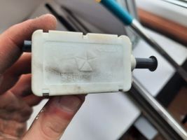 Volkswagen Routan Interruptor sensor del pedal de freno 56045043AG
