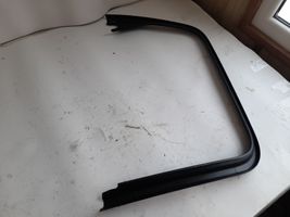 Volkswagen Touareg II Altro elemento di rivestimento della portiera posteriore 7P6867686