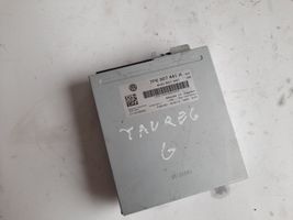 Volkswagen Touareg II Video control module 7P6907441A