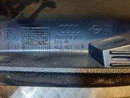 Audi Q7 4L Muu vararenkaan verhoilun elementti 4L0867608