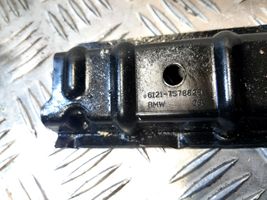 BMW 7 F01 F02 F03 F04 Staffa di montaggio della batteria 61217578828