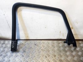 Audi Q3 8U Cornice del finestrino/vetro della portiera posteriore 8U0867672