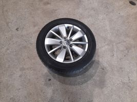 Volkswagen Jetta VI Felgi aluminiowe R16 5C0601025AM