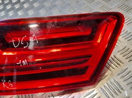 Audi Q7 4M Lampy tylnej klapy bagażnika 4M0945093D