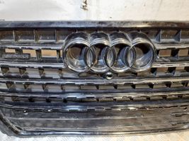 Audi Q7 4M Rejilla superior del radiador del parachoques delantero 4M0807233C