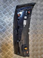 Audi Q7 4M Lampy tylnej klapy bagażnika 4M0945094D