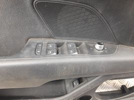 Audi A7 S7 4G Etuoven verhoilu 4G8867105