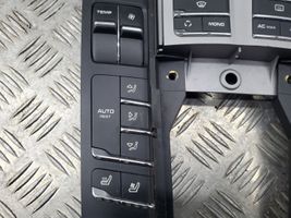 Porsche Panamera (970) Panel klimatyzacji 97065320509