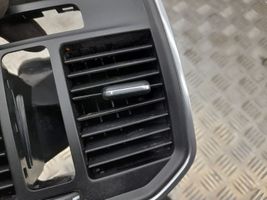 Porsche Macan Rear air vent grill 95B819203G