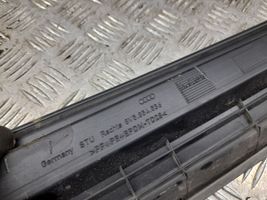 Audi A3 S3 8V Pastiprinimas slenksčio 8V5854536