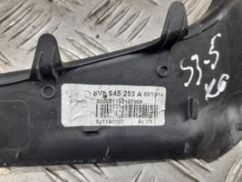 Audi A3 S3 8V Listwa pod lampę tylną 8V5945253A