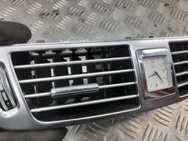 Mercedes-Benz CLS C218 X218 Rejilla de ventilación central del panel A2188300054