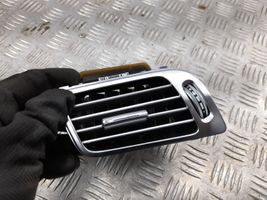 Mercedes-Benz CLS C218 X218 Moldura protectora de la rejilla de ventilación lateral del panel A2188300954
