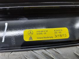 Mercedes-Benz GL X166 Listwa / Uszczelka szyby drzwi tylnych A1666900787