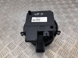 Audi Q7 4M Ventola riscaldamento/ventilatore abitacolo 4M1820021