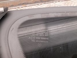 Mercedes-Benz GL X166 Finestrino/vetro retro A1666700150