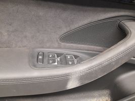 Audi A8 S8 D4 4H Boczki / Poszycie drzwi tylnych 