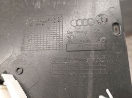 Audi A5 Panelės apdailos skydas (šoninis) 8W0857085C