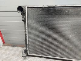 Mercedes-Benz CLS C218 X218 Radiateur de refroidissement A2045003703