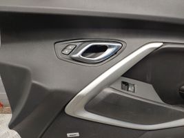 Chevrolet Camaro Boczki / Poszycie drzwi przednich W478002110C