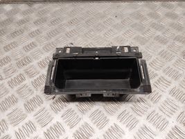 Audi A7 S7 4G Peleninė panelėje 4G0864131