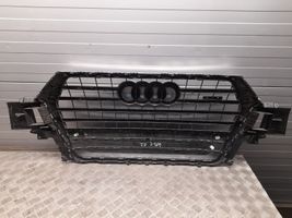 Audi Q7 4M Griglia superiore del radiatore paraurti anteriore 4M0853651F